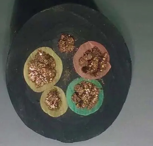 電纜阻燃等級的標準與認證是確保電纜安全可靠的重要環節.jpg